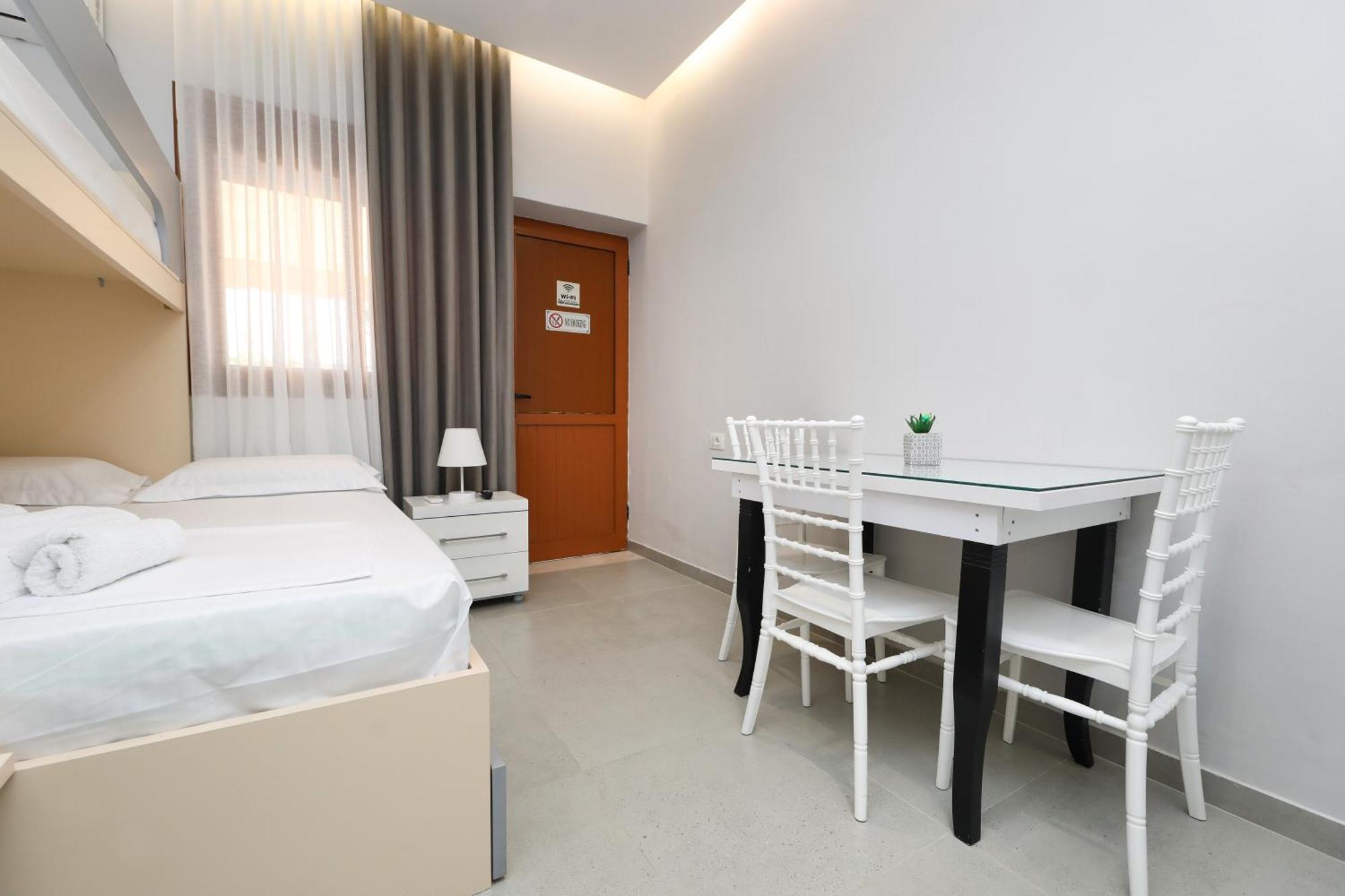 Feliz - Premium With Free Private Parking Gasthof